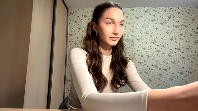 LeighannMallinak online show from 11.24.25