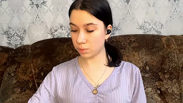 DebbiGoodknight online show from 12.17.25