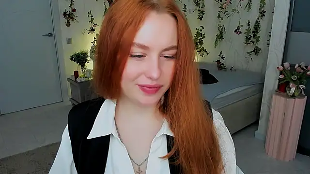 AirySilhouette online show from 04.18.26