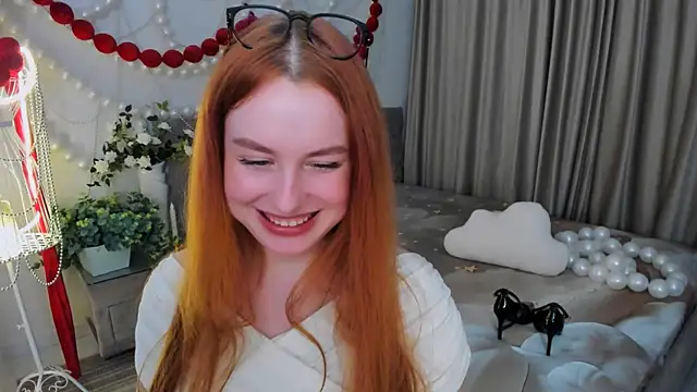 AirySilhouette online show from 04.21.26