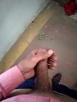 Snapshot of GDwrzsc2bfc chatting on 11.29.25 GDwrzsc2bfc online show from 11.29.25