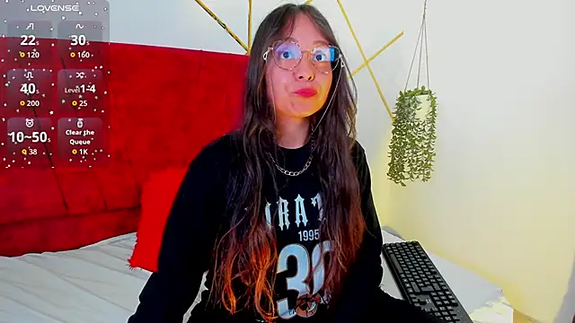 Julieta Lein  online show from 01.12.26