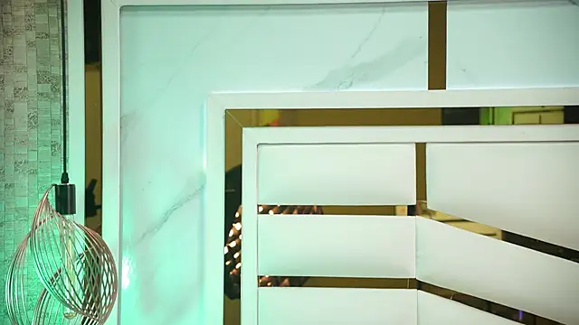 luciana agudelo online show from 12.14.25