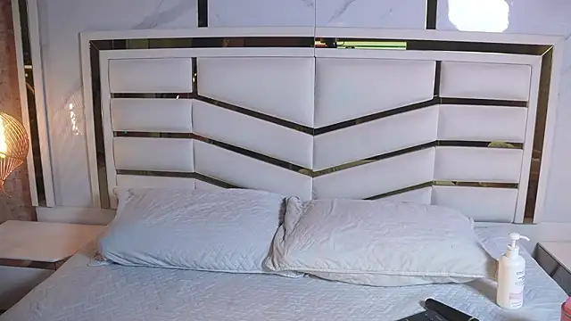 luciana agudelo online show from 03.15.26