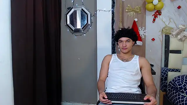 sweett love  online show from 12.19.25