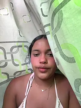 Snapshot of chleo_rosse chatting on 04.04.26 chleo rosse online show from 04.04.26