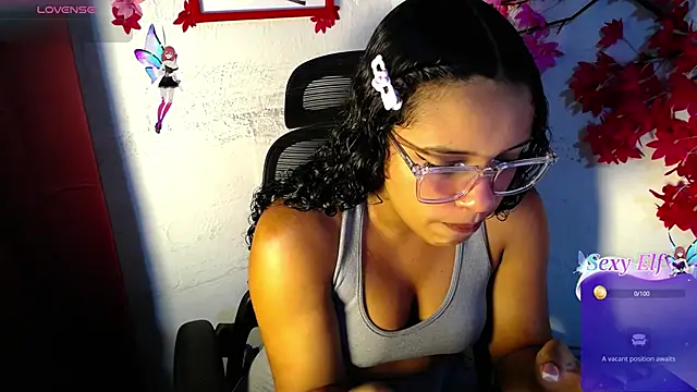 Snapshot of chleo_rosse chatting on 05.26.26 chleo rosse online show from 05.26.26