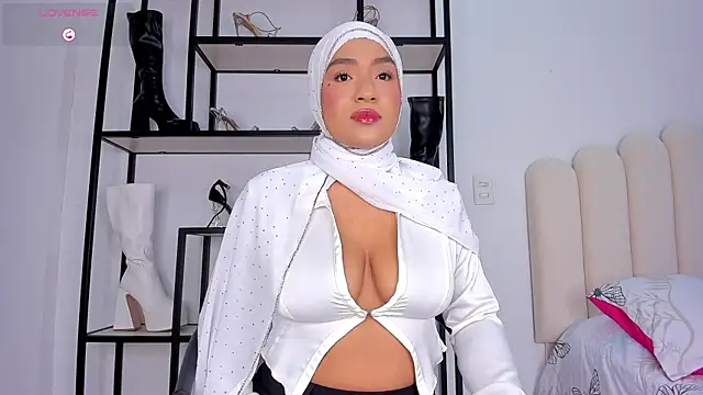 Amira-Zahra online show from 07.23.26