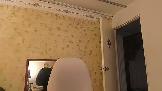 KENIA DAVIS online show from 12.01.25