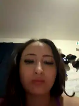 Snapshot of pussyhottt chatting on 11.27.25 pussyhottt online show from 11.27.25