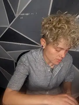 Snapshot of megan_NL chatting on 01.31.26 megan NL online show from 01.31.26