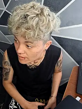 Snapshot of megan_NL chatting on 02.07.26 megan NL online show from 02.07.26