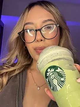 saliha pinky  online show from 11.26.25