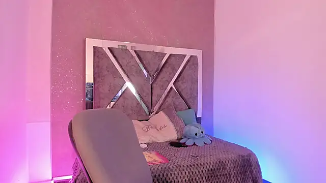 frany wolf  online show from 12.03.25