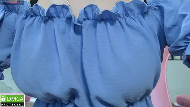 Megan Lora online show from 12.19.25