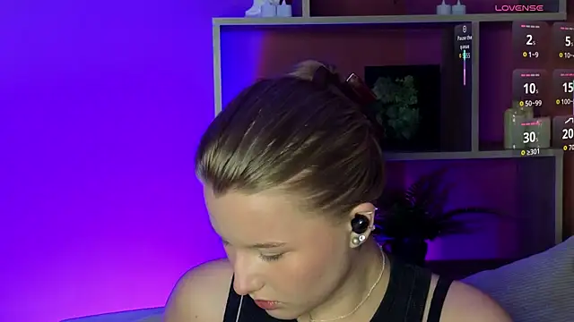 ImiMonroe online show from 06.14.26