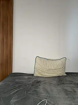 Herminoyouu online show from 04.15.26