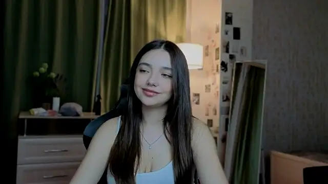 Snapshot of Vexorine chatting on 05.16.26 Vexorine online show from 05.16.26