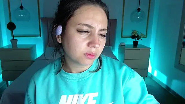 Alice Sinclair  online show from 01.09.26