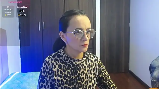 Juliana  lx online show from 11.26.25