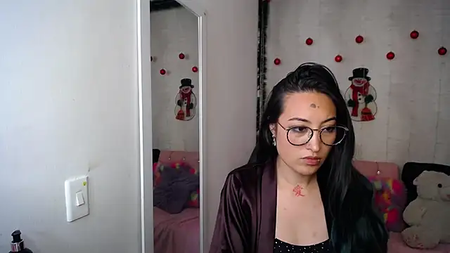 LunaAponte online show from 01.14.26