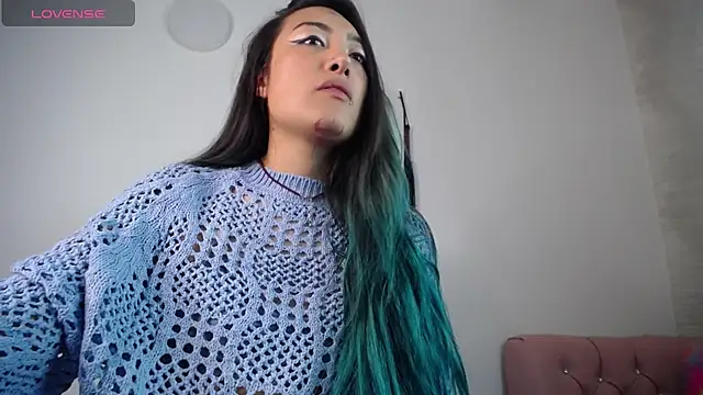 LunaAponte online show from 02.07.26