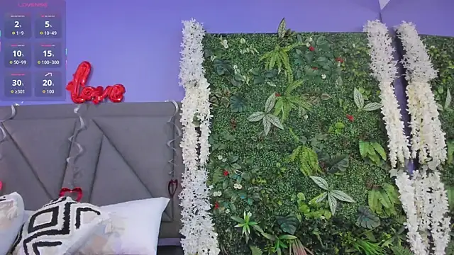 Snapshot of Gaby_cruz_ chatting on 02.13.26 Gaby cruz online show from 02.13.26