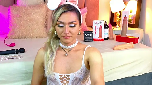 Lunitaa Diva online show from 02.07.26