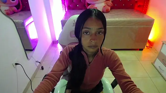 Aylanny m online show from 12.02.25