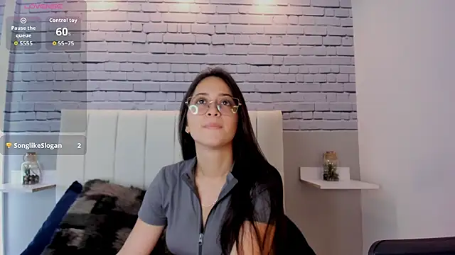 Snapshot of SophieeMoore chatting on 02.07.26 SophieeMoore online show from 02.07.26