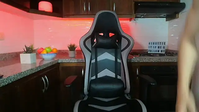 eren jeager online show from 12.05.25