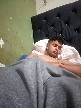 Deepthroat18yo online show from 01.12.26