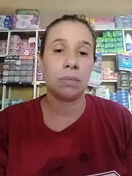 Snapshot of MIA-LARIOS chatting on 05.22.26 MIA-LARIOS online show from 05.22.26