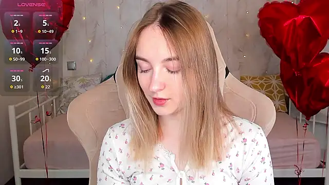 Shy Polly online show from 02.25.26