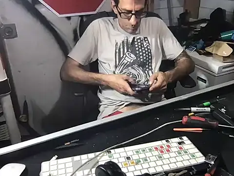 SinlessFreedom7 online show from 02.16.26