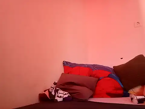 Snapshot of BigDick090512 chatting on 11.21.25 BigDick090512 online show from 11.21.25