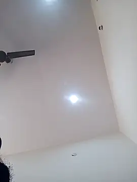 Lovely girl- online show from 11.21.25