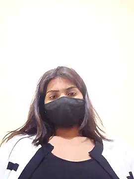 Lovely girl- online show from 03.31.26