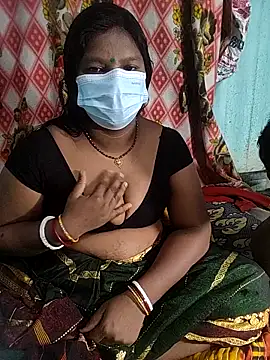 Desicouple1706 online show from 11.24.25