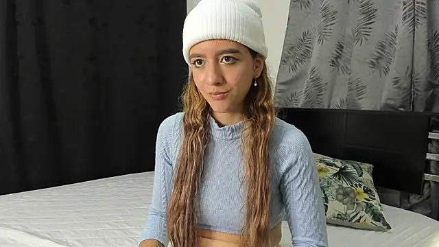 Violeta Gracee online show from 04.08.26