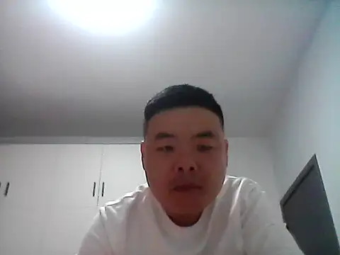 v136235334 online show from 12.22.25