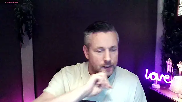 Hunter Fl online show from 11.26.25