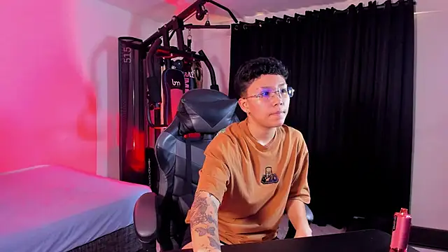 KoraMoon  online show from 11.22.25