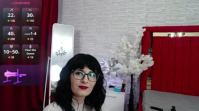 Snapshot of DeniseSun chatting on 06.20.26 DeniseSun online show from 06.20.26