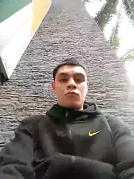 sebastianfelipe online show from 04.08.26