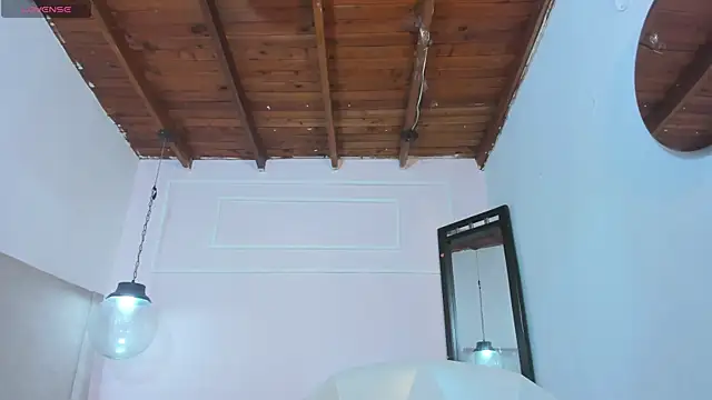 Izelevans online show from 04.14.26