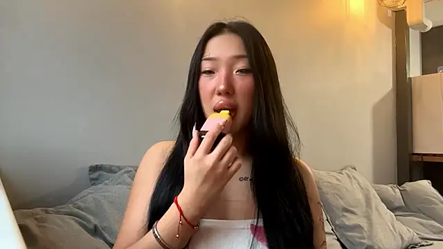 EIeniVanwart online show from 11.26.25