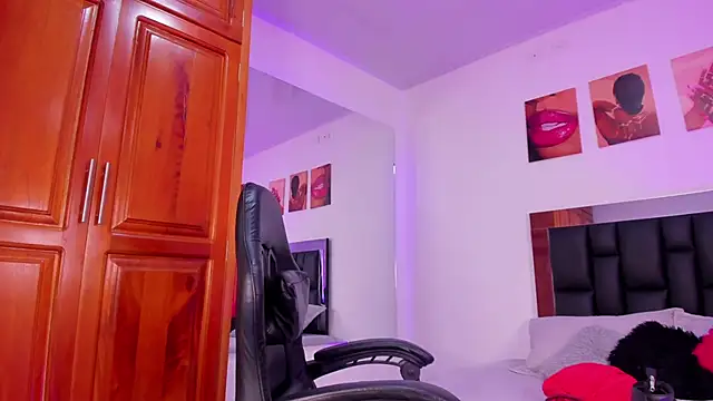 Snapshot of ValeryTs1 chatting on 02.21.26 ValeryTs1 online show from 02.21.26