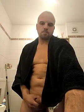 Phoenix2310 online show from 12.16.25