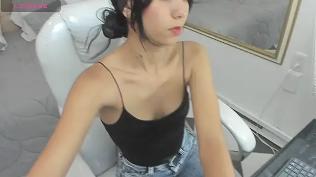 Gemma19  online show from 12.14.25